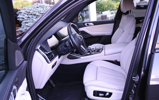 BMW X7 cena 377900 przebieg: 87900, rok produkcji 2021 z Toruń małe 497